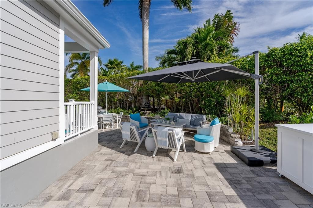 13598 Snapper LN, NAPLES FL 34114-4