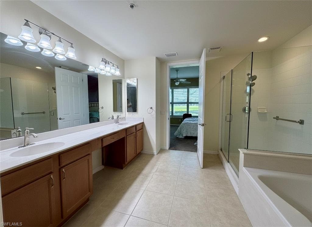 12038 Covent Garden CT # 704, NAPLES FL 34120-5