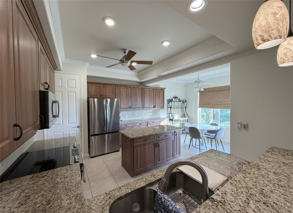 12038 Covent Garden CT # 704, NAPLES FL 34120-12