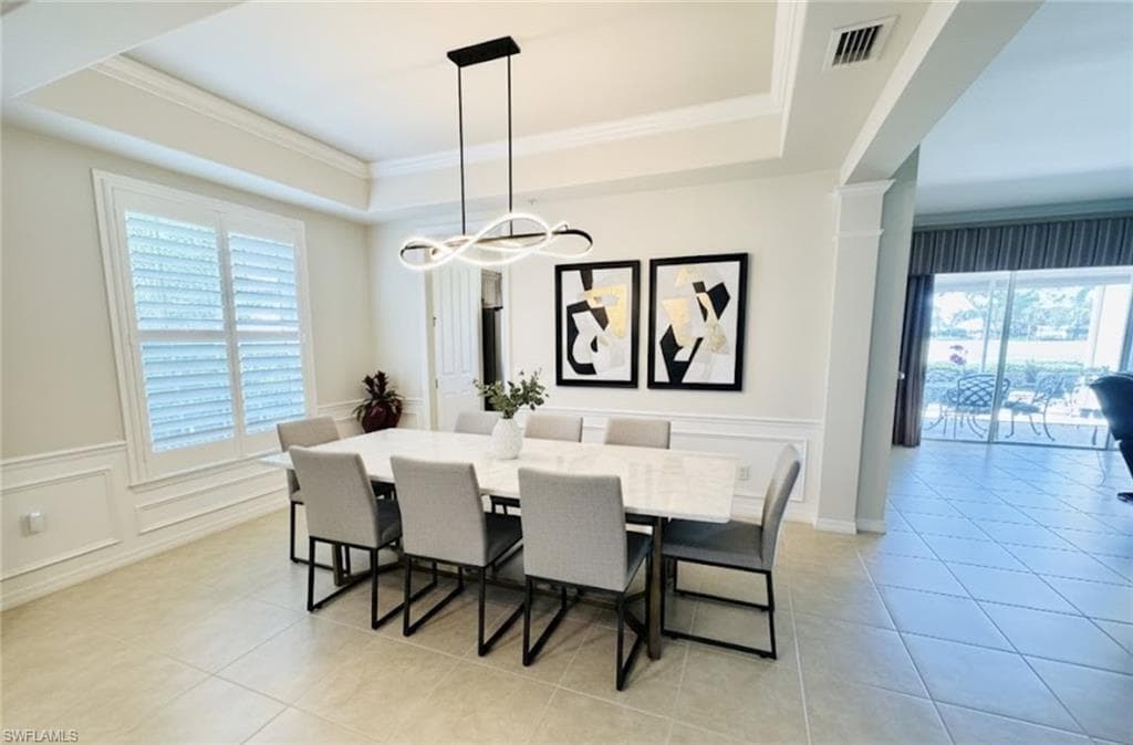 12038 Covent Garden CT # 704, NAPLES FL 34120-2