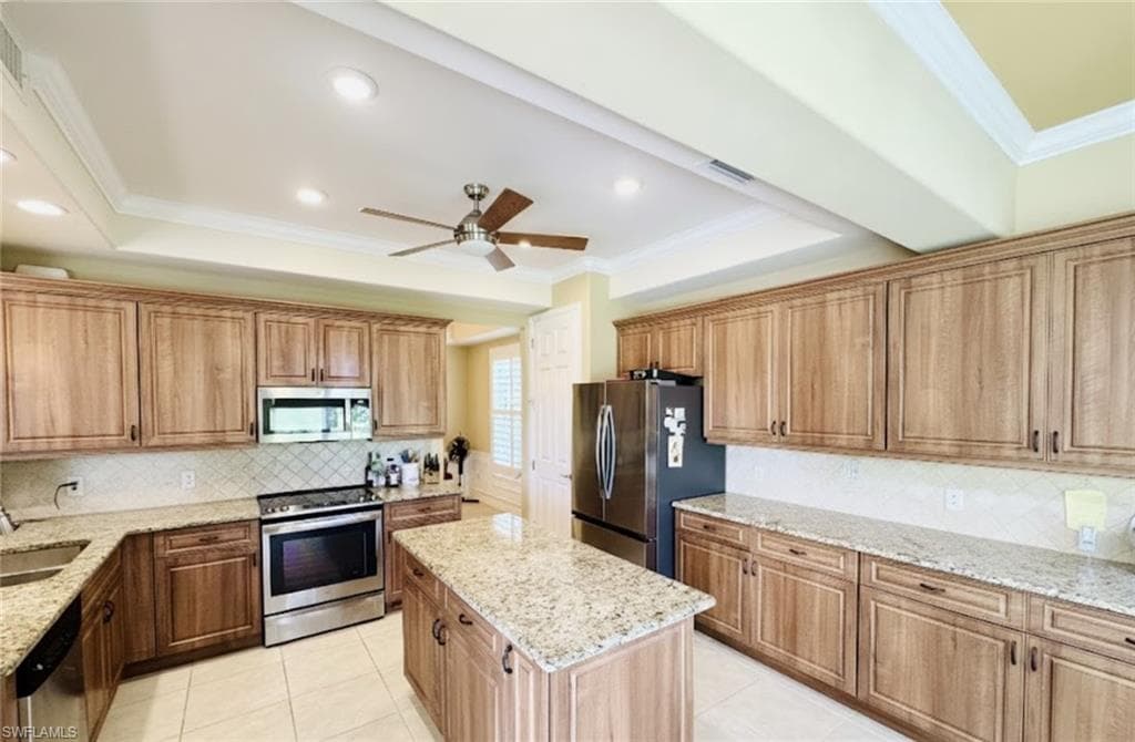 12038 Covent Garden CT # 704, NAPLES FL 34120-10
