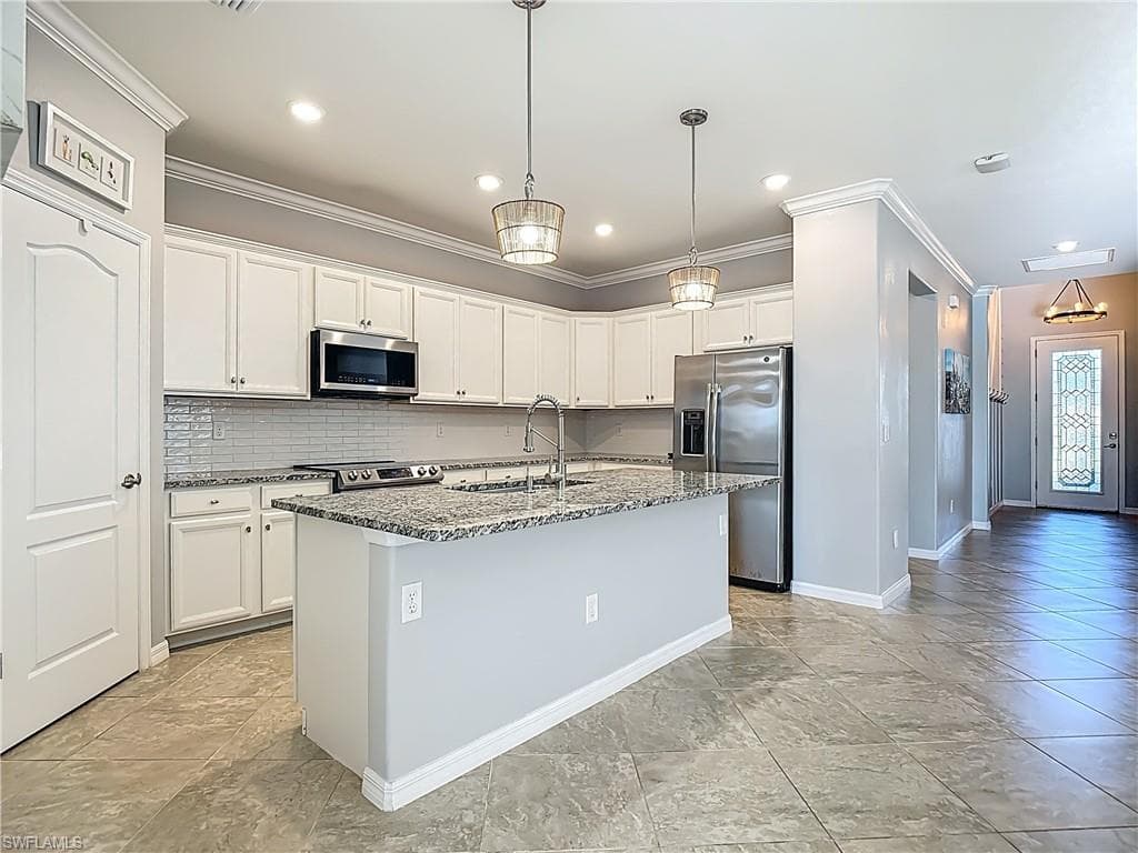 19890 Beverly Park RD, ESTERO FL 33928-13