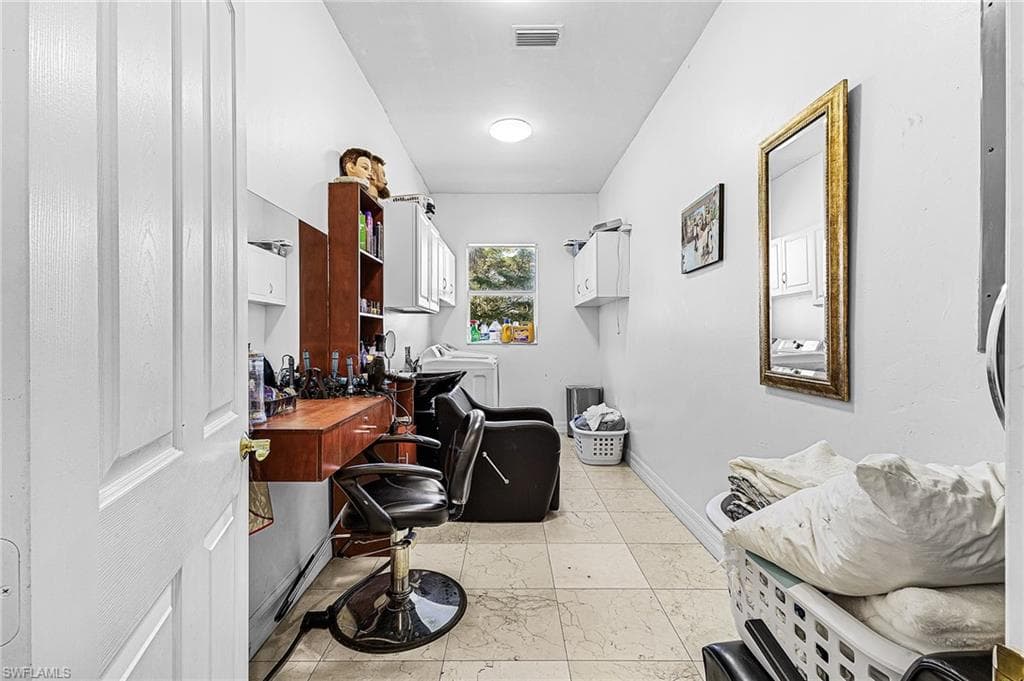 6451 River Club CT, NORTH FORT MYERS FL 33917-25