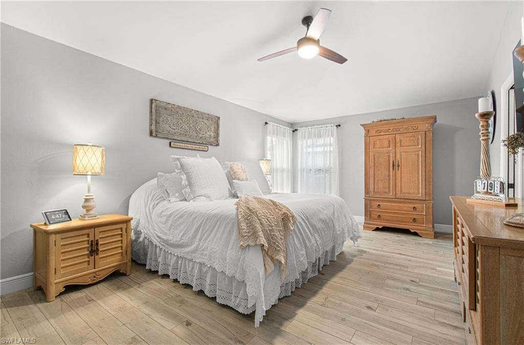 4656 Varsity CIR, LEHIGH ACRES FL 33971-26