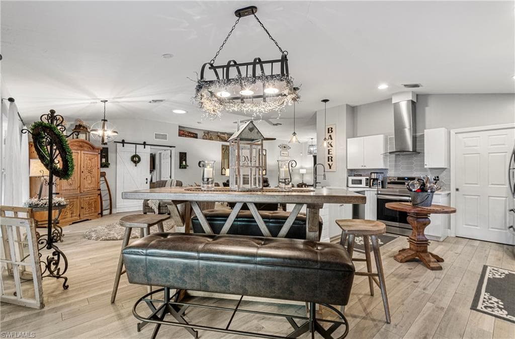 4656 Varsity CIR, LEHIGH ACRES FL 33971-12