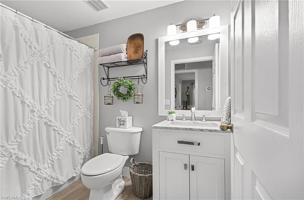 4656 Varsity CIR, LEHIGH ACRES FL 33971-27