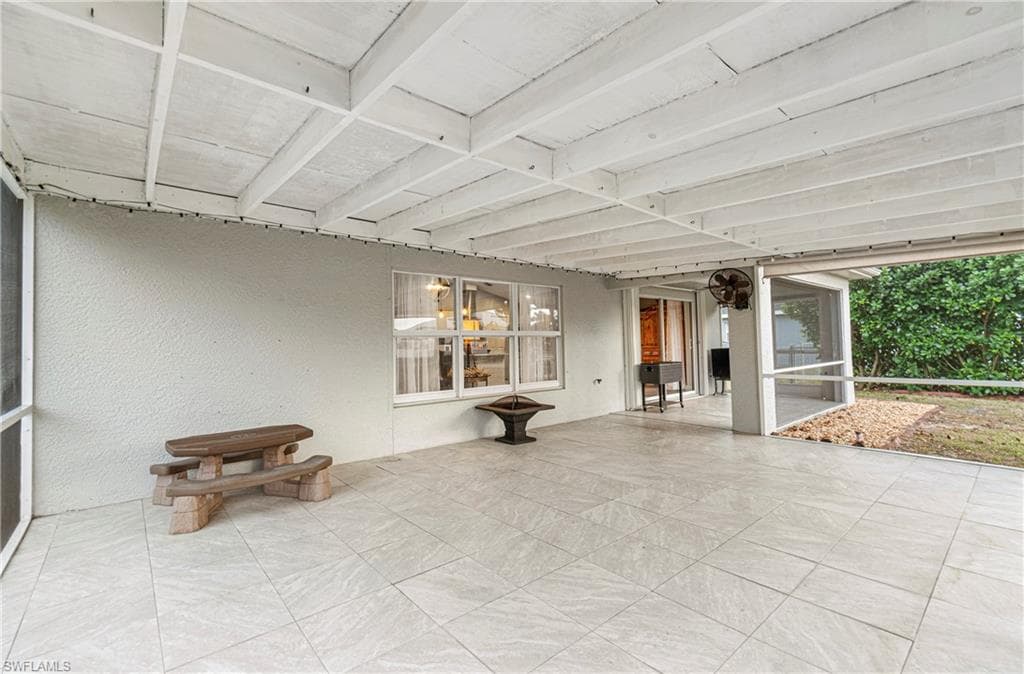 4656 Varsity CIR, LEHIGH ACRES FL 33971-32