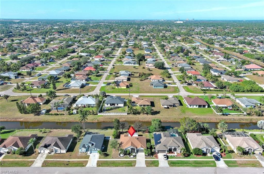 4656 Varsity CIR, LEHIGH ACRES FL 33971-40