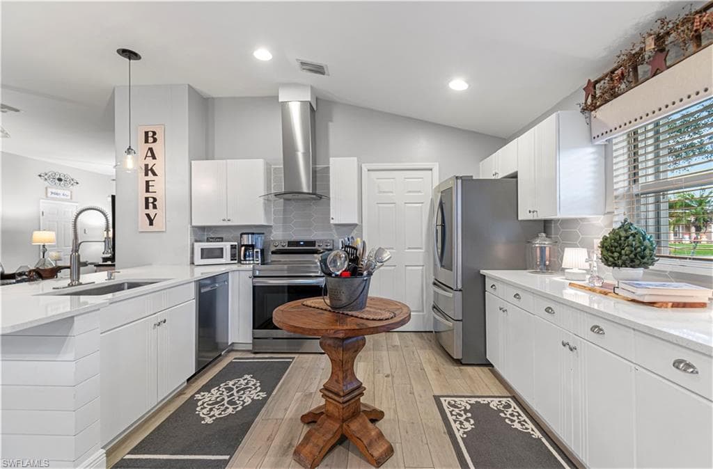 4656 Varsity CIR, LEHIGH ACRES FL 33971-17