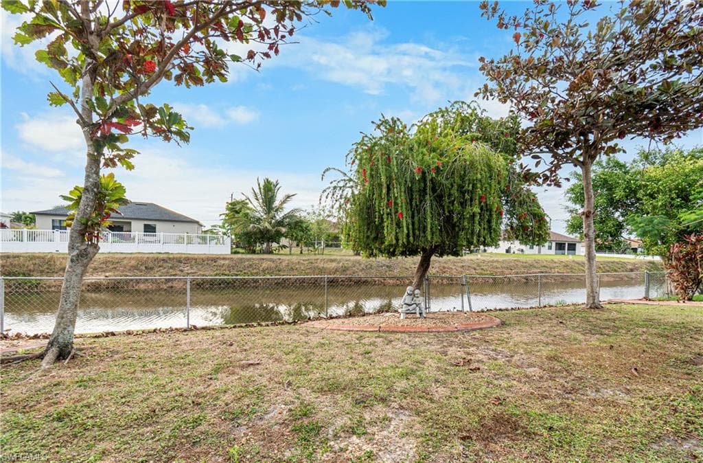 4656 Varsity CIR, LEHIGH ACRES FL 33971-38