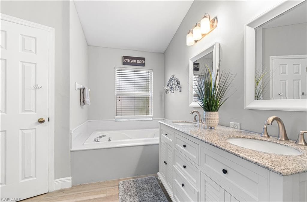 4656 Varsity CIR, LEHIGH ACRES FL 33971-20