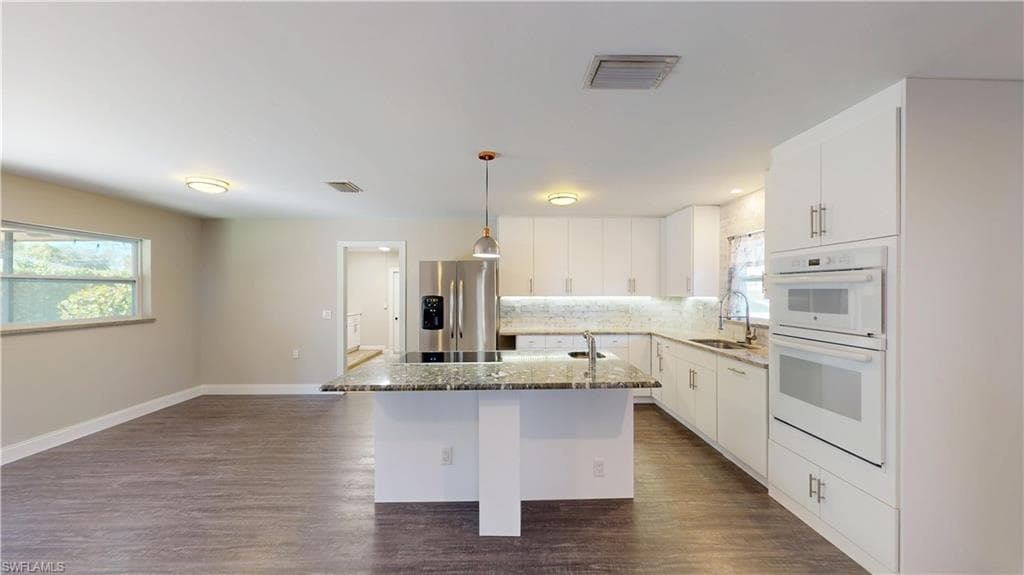 27514 Playa Del Rey LN, BONITA SPRINGS FL 34135-5