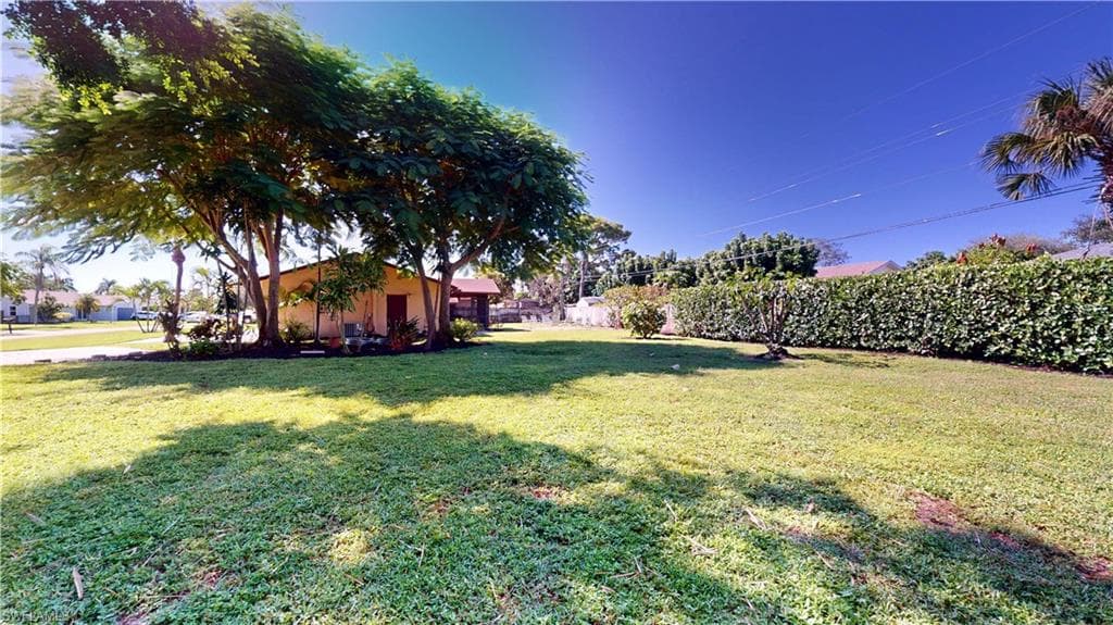 27514 Playa Del Rey LN, BONITA SPRINGS FL 34135-35