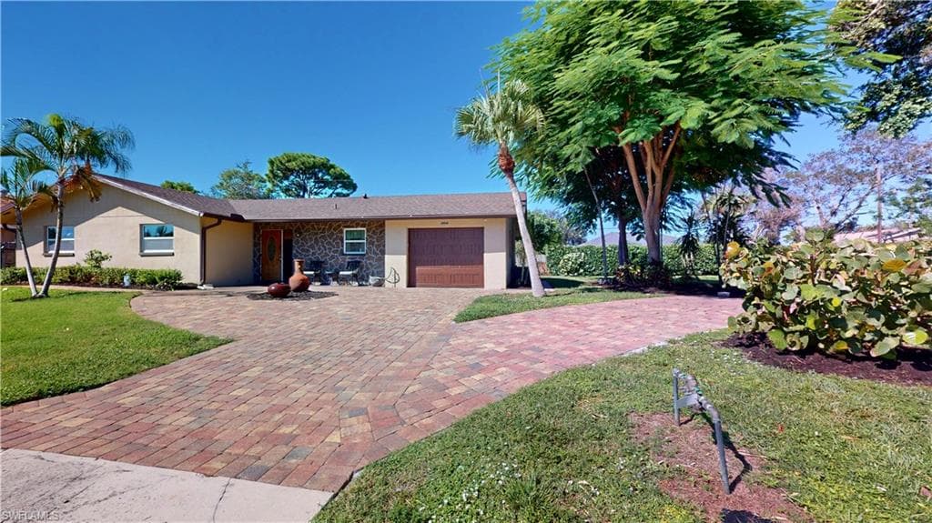 27514 Playa Del Rey LN, BONITA SPRINGS FL 34135-31