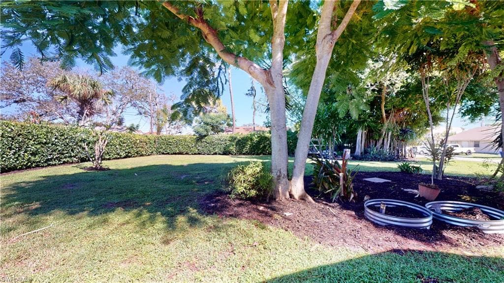 27514 Playa Del Rey LN, BONITA SPRINGS FL 34135-36