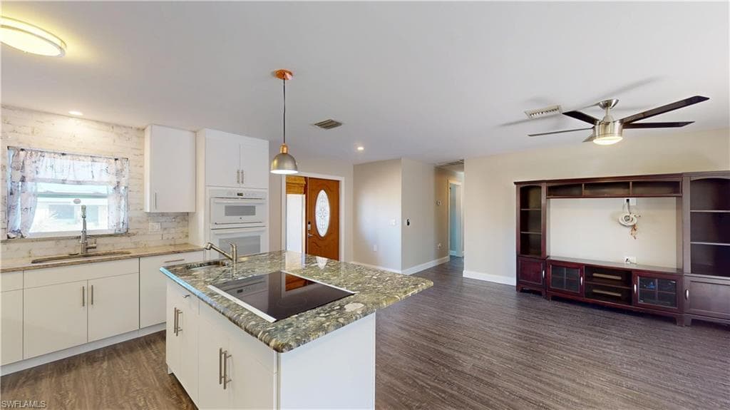 27514 Playa Del Rey LN, BONITA SPRINGS FL 34135-10