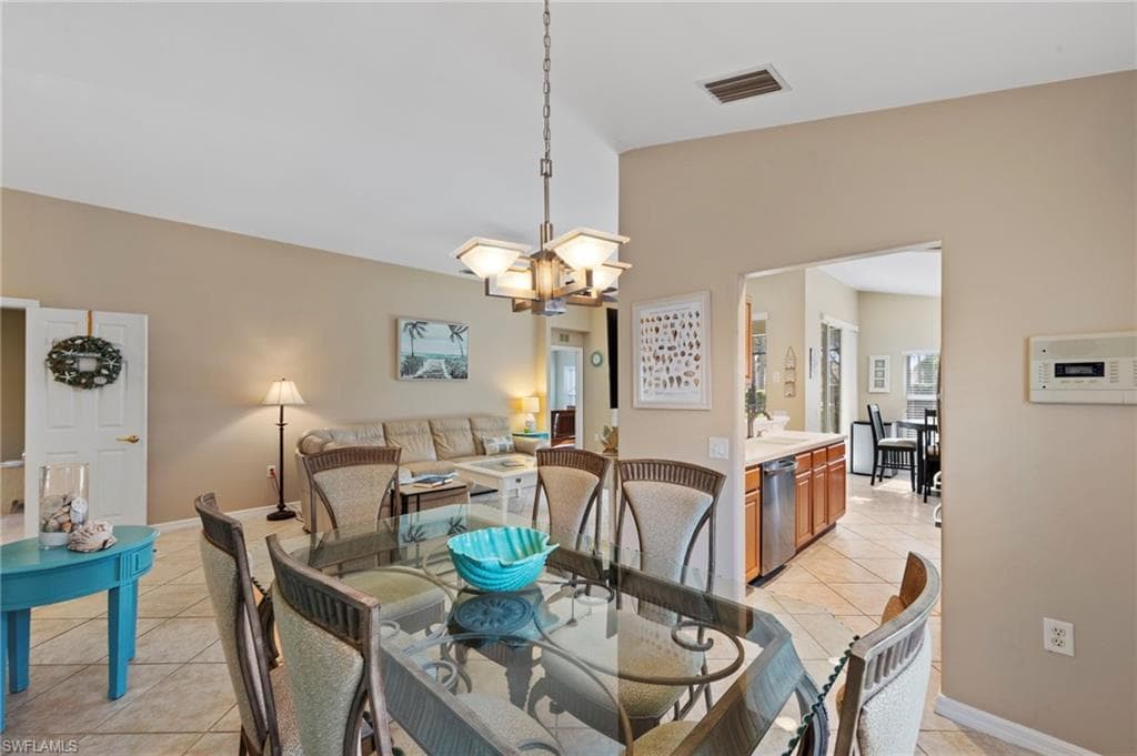 9913 Horse Creek RD, FORT MYERS FL 33913-22