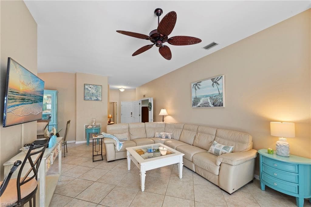 9913 Horse Creek RD, FORT MYERS FL 33913-10