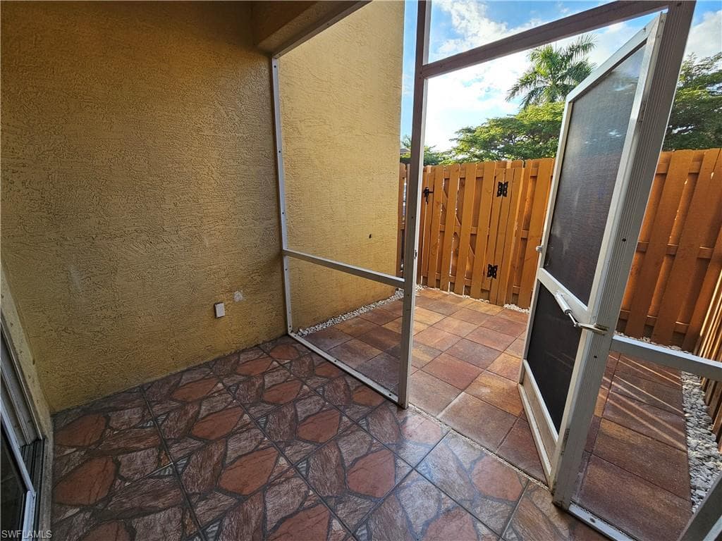 4104 Bellasol CIR # 1312, FORT MYERS FL 33916-42