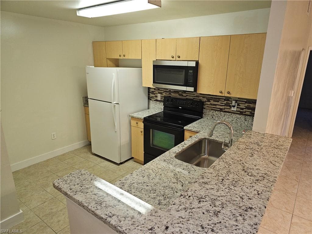 4104 Bellasol CIR # 1312, FORT MYERS FL 33916-17