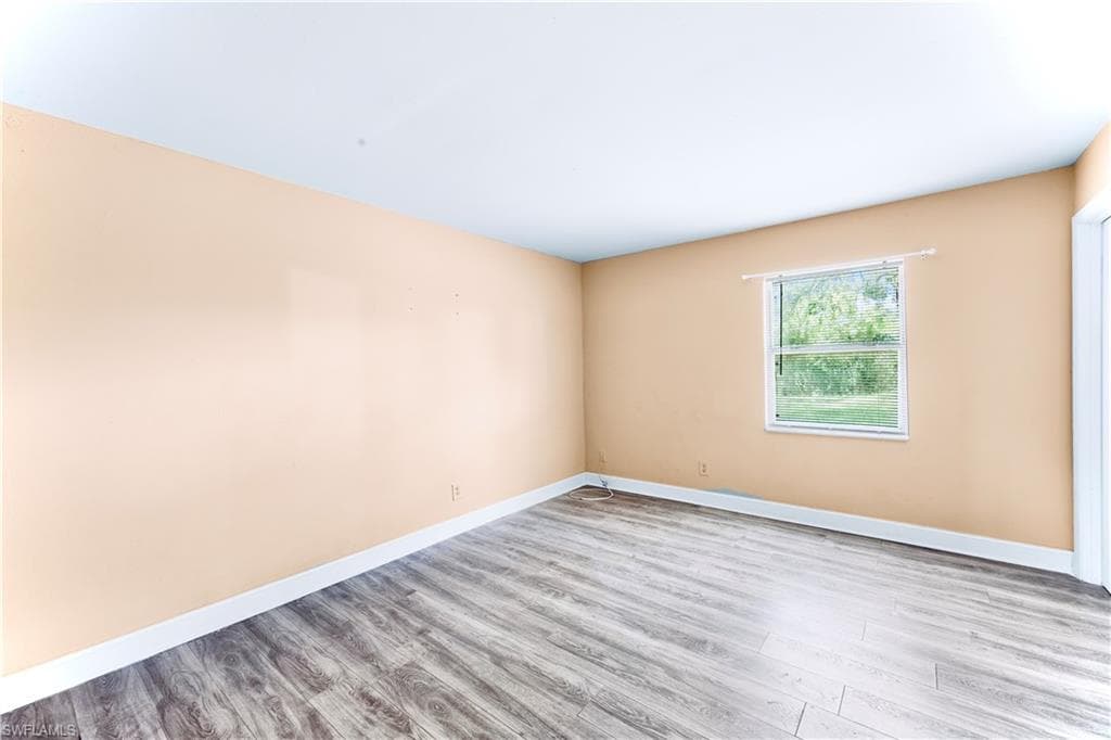 210 Charlotte AVE, FORT MYERS FL 33916-6
