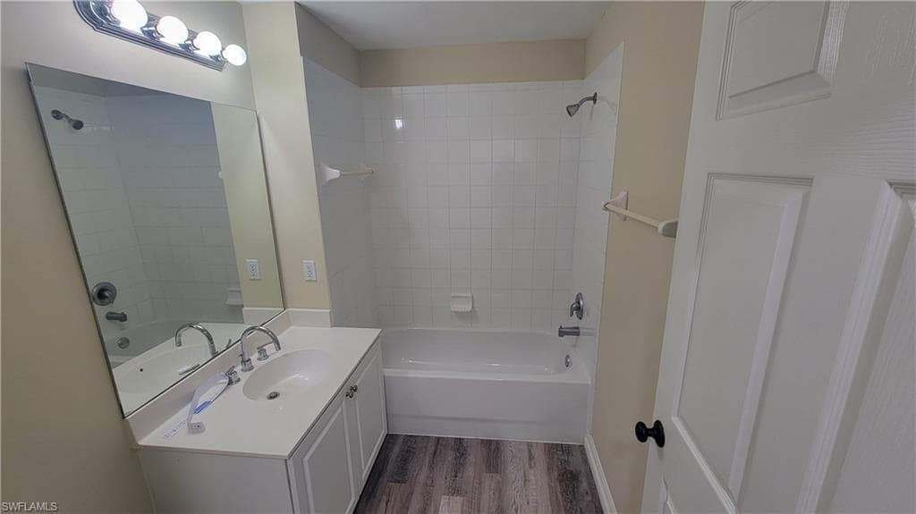 3940 Pomodoro CIR # 303, CAPE CORAL FL 33909-11