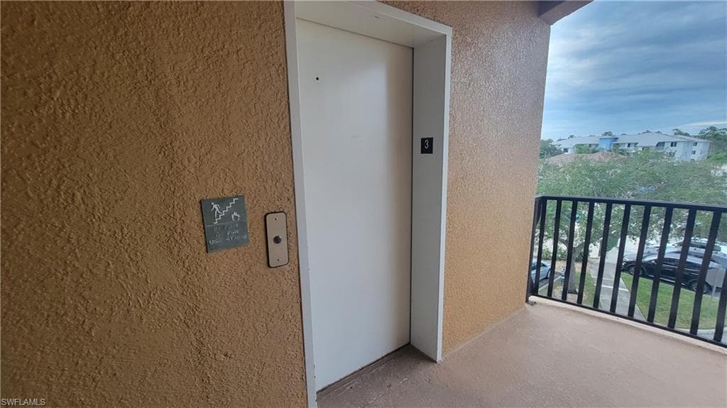 3940 Pomodoro CIR # 303, CAPE CORAL FL 33909-9