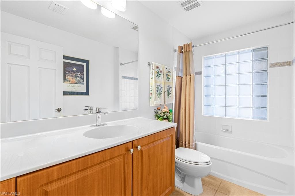 8949 Cascades Isle BLVD, ESTERO FL 33928-16