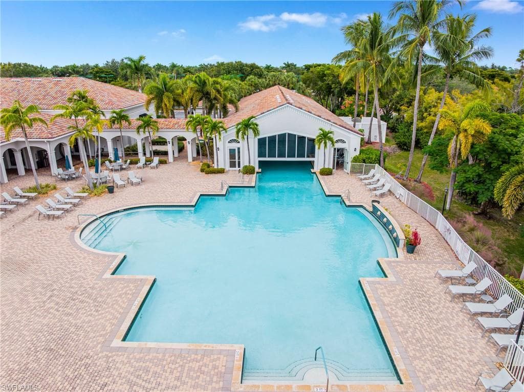 8949 Cascades Isle BLVD, ESTERO FL 33928-27