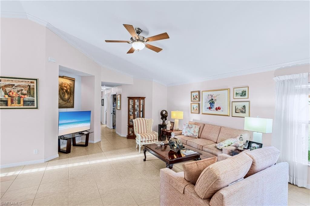 8949 Cascades Isle BLVD, ESTERO FL 33928-9