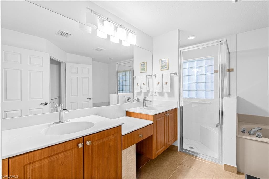 8949 Cascades Isle BLVD, ESTERO FL 33928-14