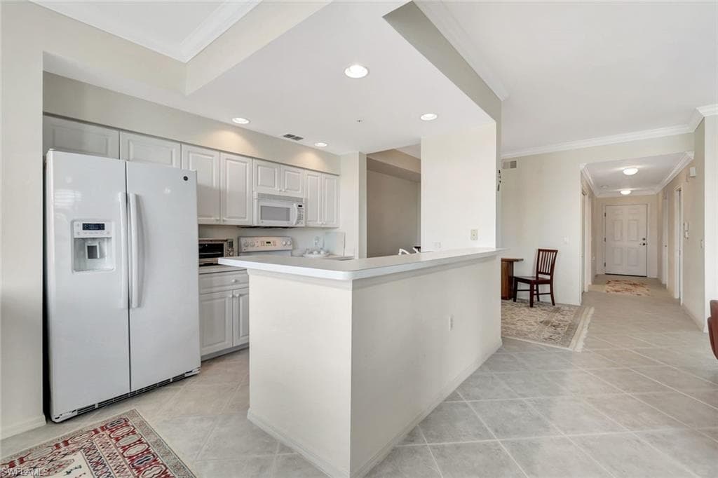 16595 Lake Circle DR # 233, FORT MYERS FL 33908-22