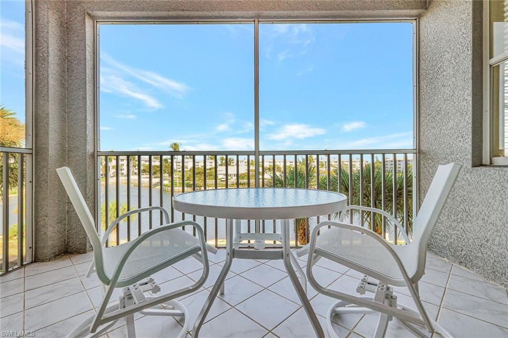 16595 Lake Circle DR # 233, FORT MYERS FL 33908-4