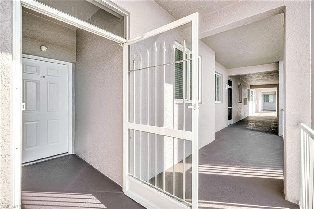 16595 Lake Circle DR # 233, FORT MYERS FL 33908-10