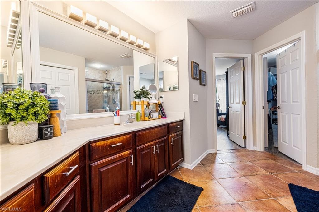 14077 Danpark LOOP, FORT MYERS FL 33912-32