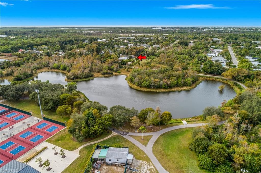 48 Republic DR, NAPLES FL 34112-22