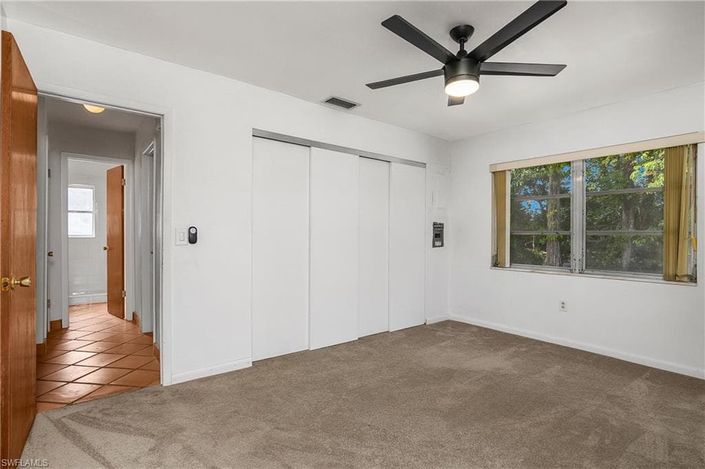 48 Republic DR, NAPLES FL 34112-13