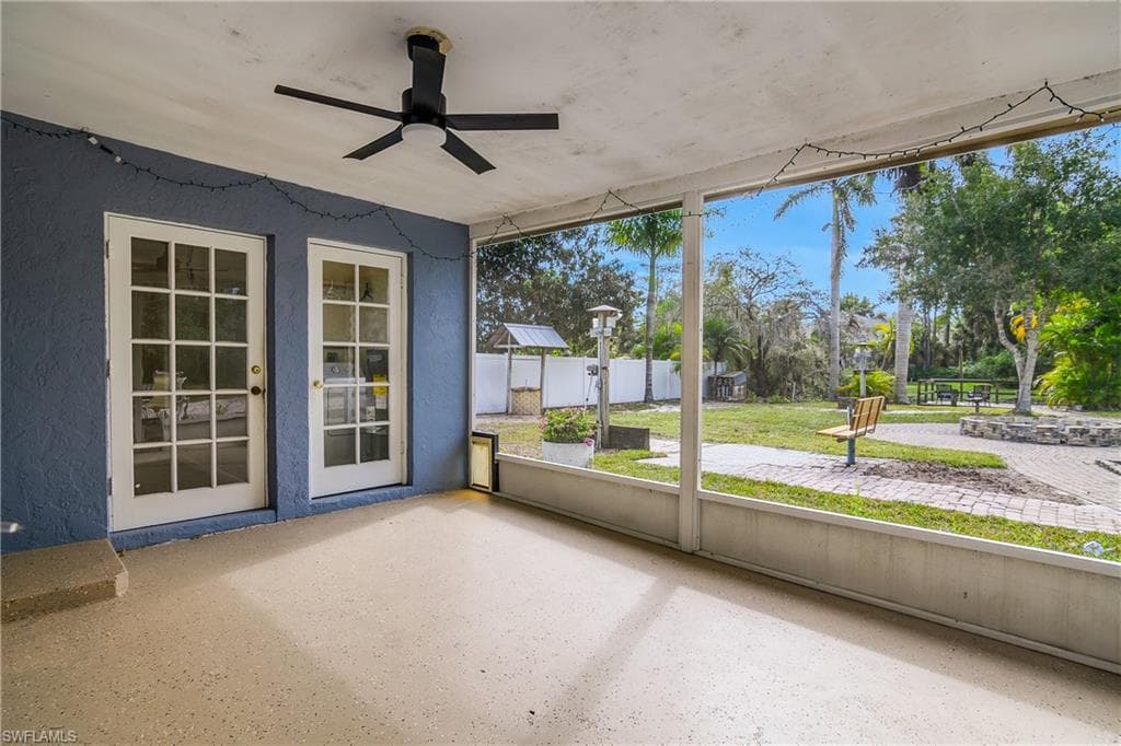 48 Republic DR, NAPLES FL 34112-18