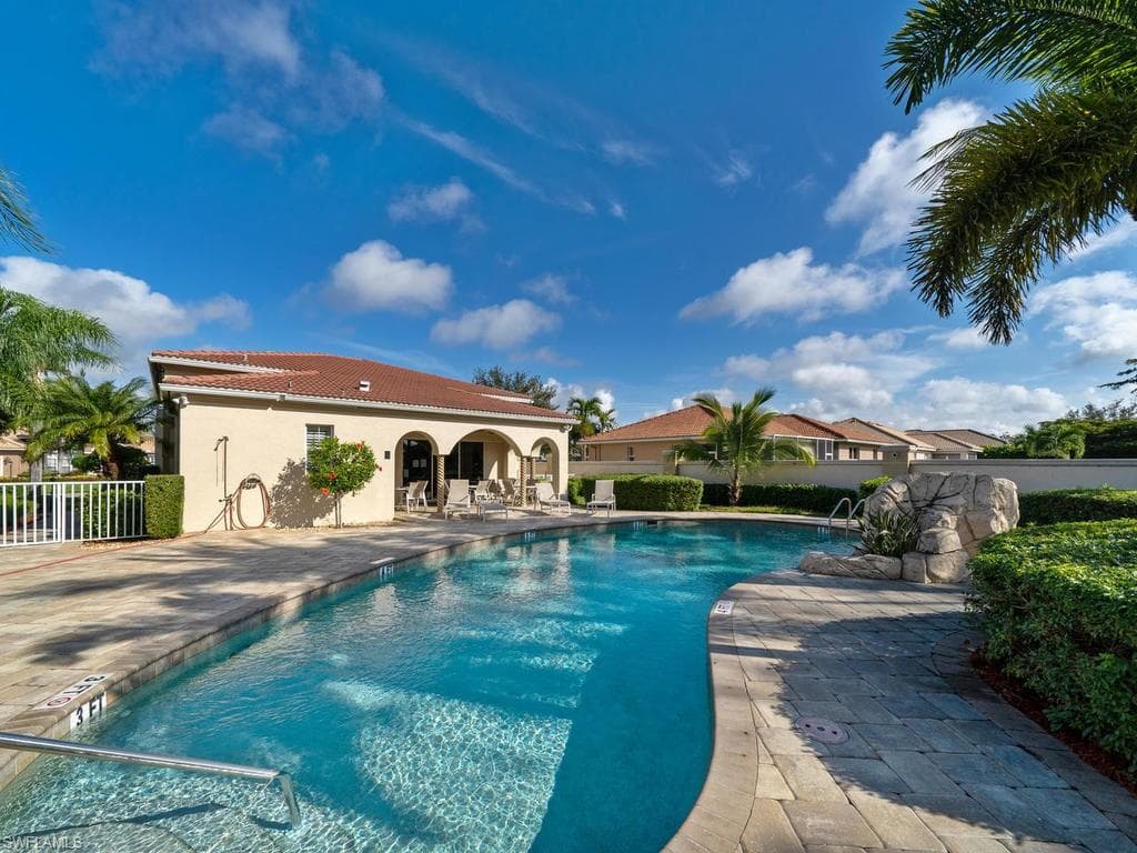 24920 Divot DR, BONITA SPRINGS FL 34135-27