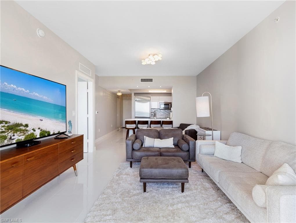 3000 Oasis Grand BLVD # 1206, FORT MYERS FL 33916-5