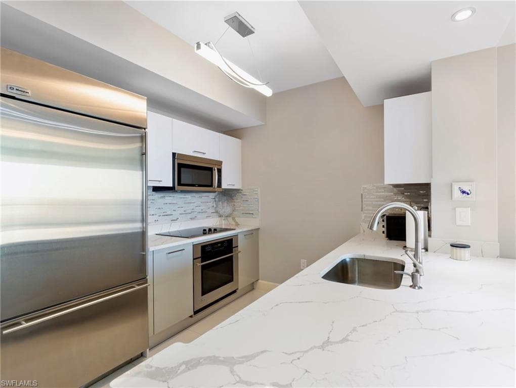 3000 Oasis Grand BLVD # 1206, FORT MYERS FL 33916-11