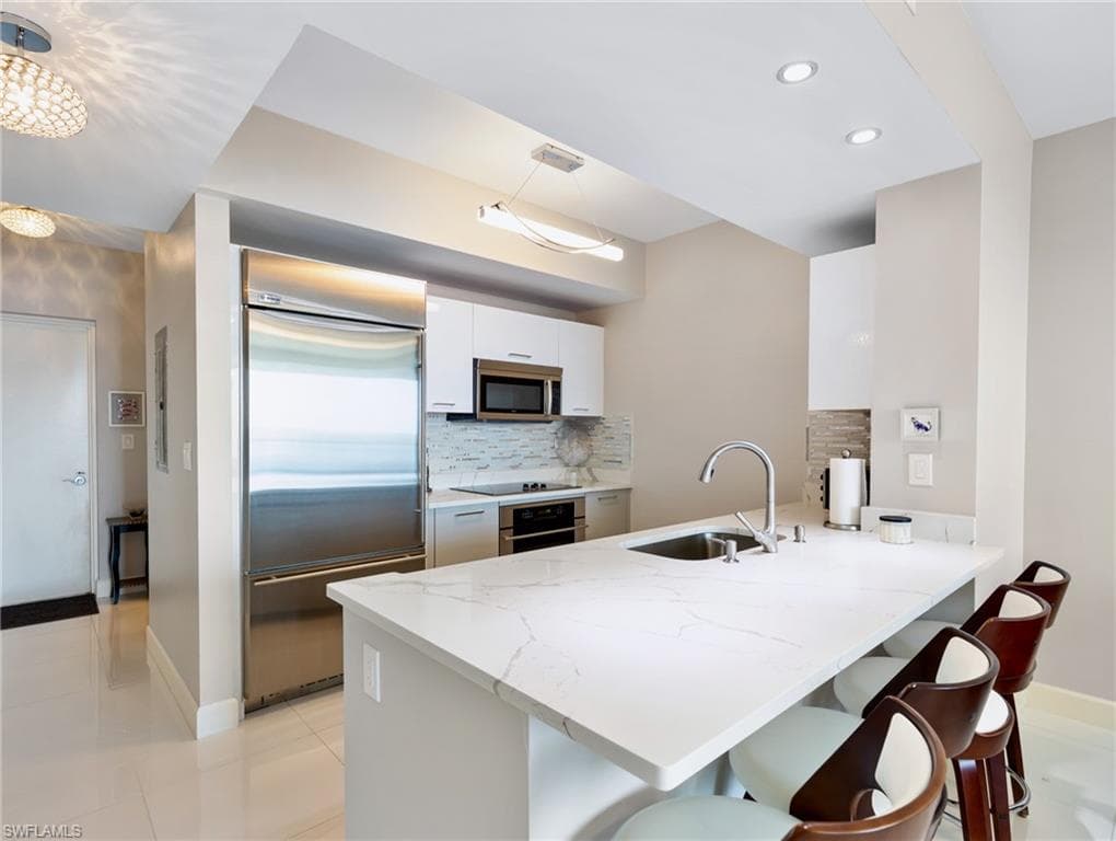 3000 Oasis Grand BLVD # 1206, FORT MYERS FL 33916-9