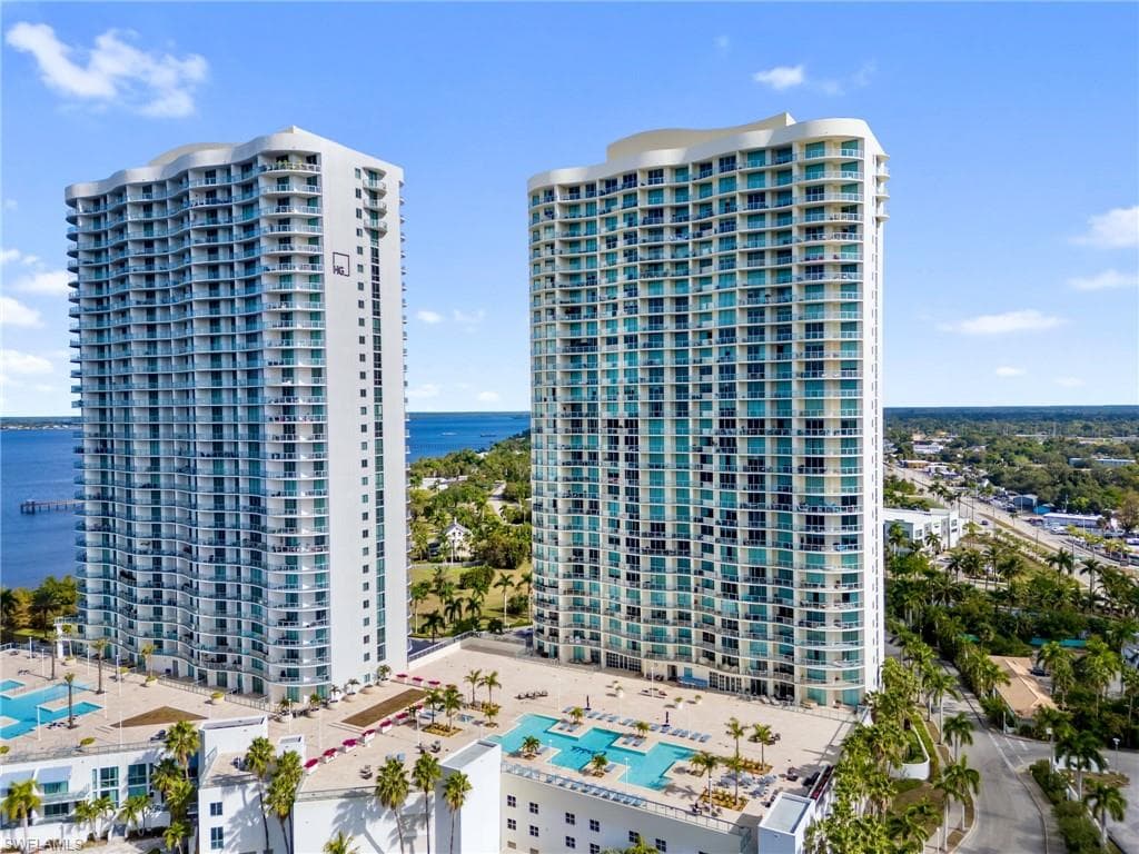 3000 Oasis Grand BLVD # 1206, FORT MYERS FL 33916-47