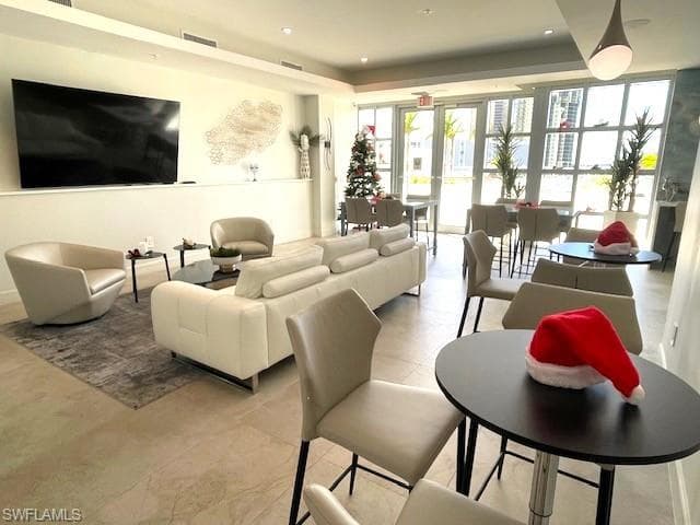 3000 Oasis Grand BLVD # 1206, FORT MYERS FL 33916-38