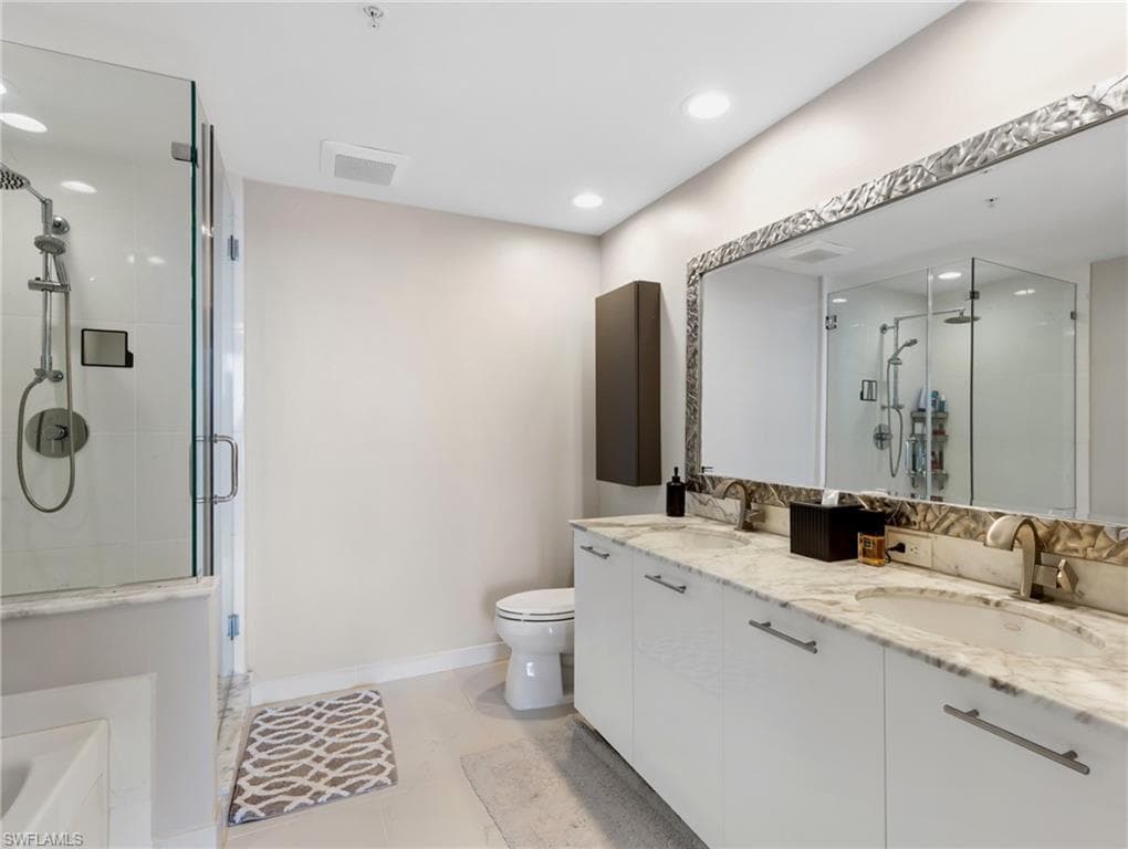 3000 Oasis Grand BLVD # 1206, FORT MYERS FL 33916-24