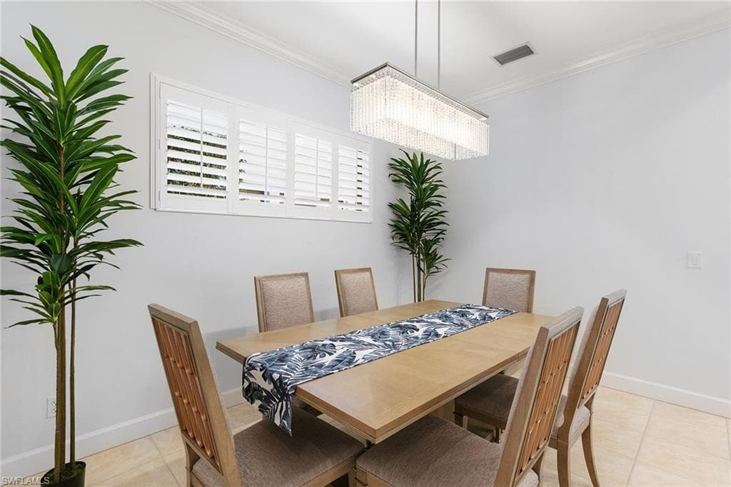 14797 Glen Eden DR, NAPLES FL 34110-8