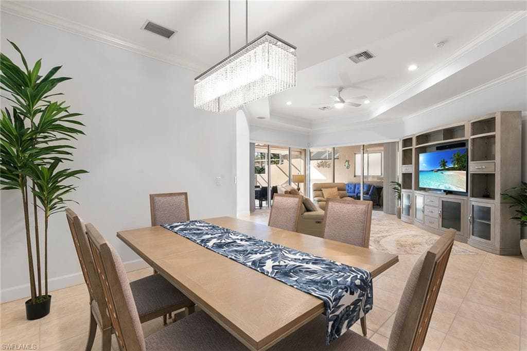 14797 Glen Eden DR, NAPLES FL 34110-9