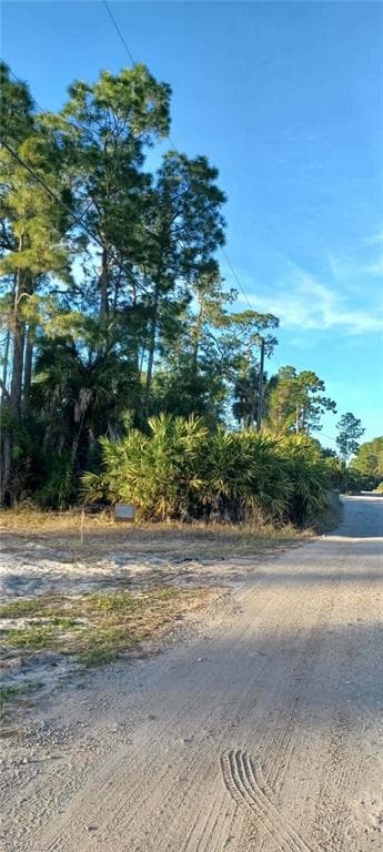 2113 Della DR, NAPLES FL 34117-4