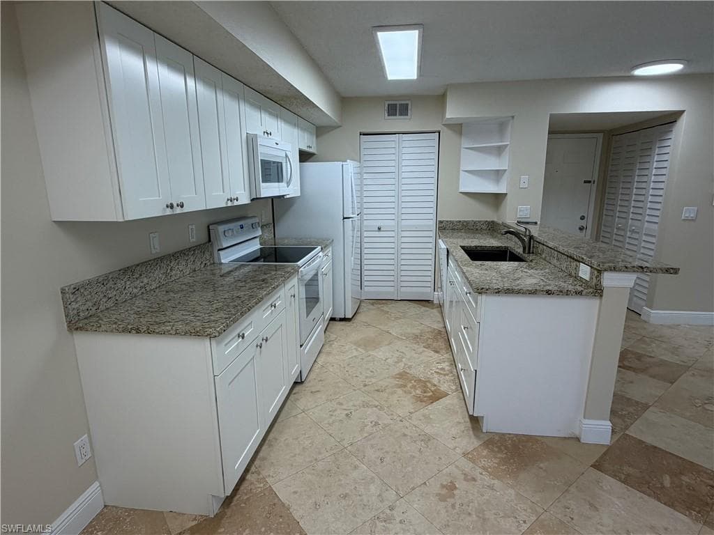 2166 Arbour Walk CIR # 2411, NAPLES FL 34109-5