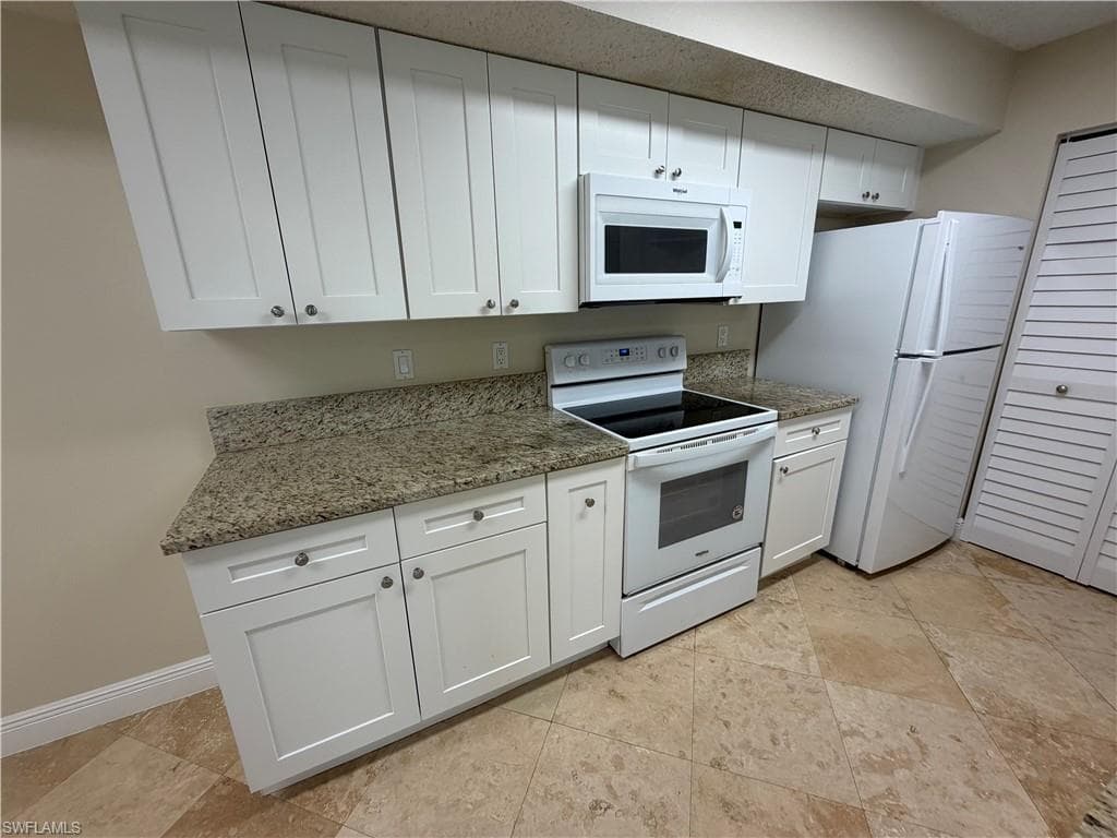 2166 Arbour Walk CIR # 2411, NAPLES FL 34109-7
